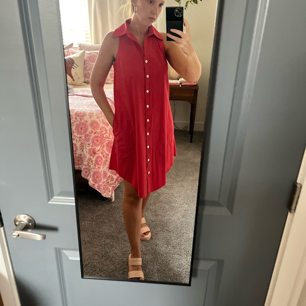 Finley Swing Coral Cotton button-up dress. Size Extra Small. Flowy loose fit.